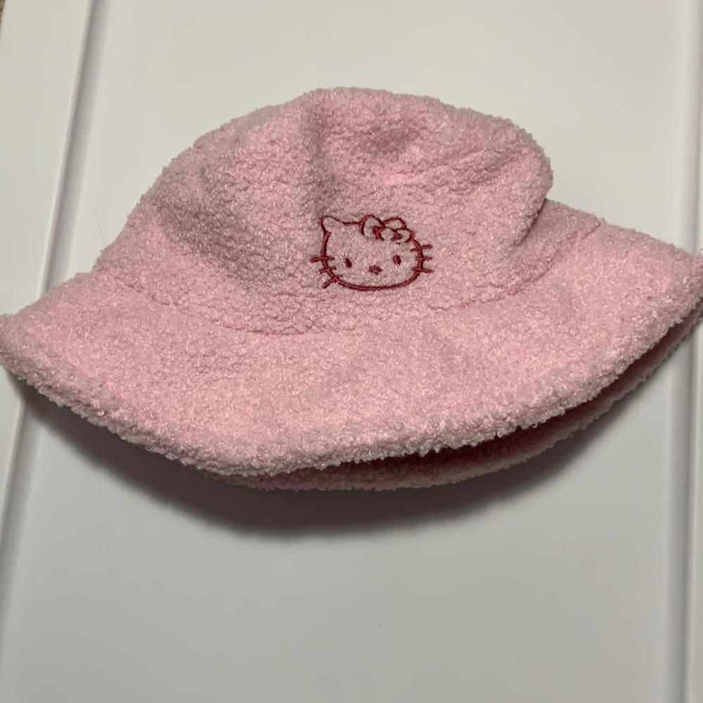 Hello Kitty fuzzy bucket hat